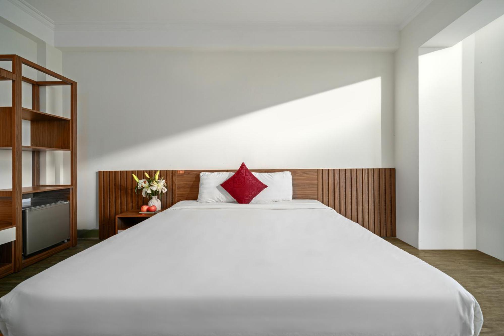 Khach San Nami Nha Trang Hotel ภายนอก รูปภาพ